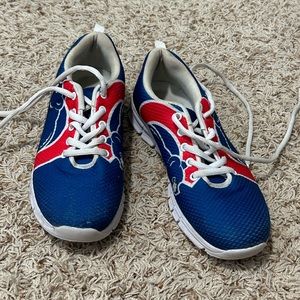 Cubs Tennis Shoes, Size 8